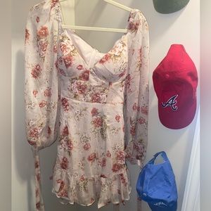 Selfie Leslie pink and floral long sleeve dress- Size US Small, new with tags
